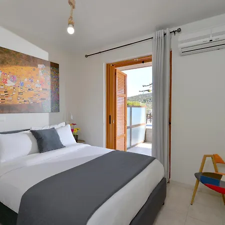 Stork - Garden & Sea View Vivari