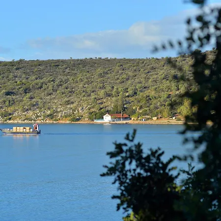 Διαμέρισμα Stork Holiday Apartments - Garden & Sea View