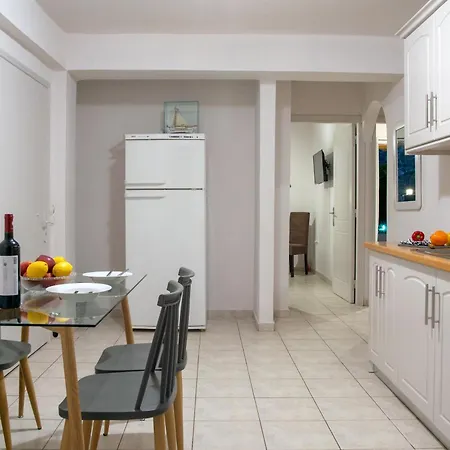 Stork - Garden & Sea View Διαμέρισμα *