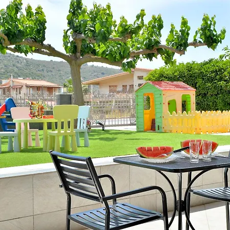 Stork - Garden & Sea View