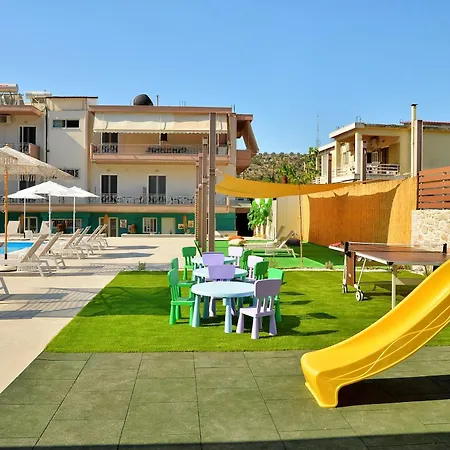 Stork - Garden & Sea View Διαμέρισμα *