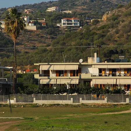 Stork - Garden & Sea View Apartment *