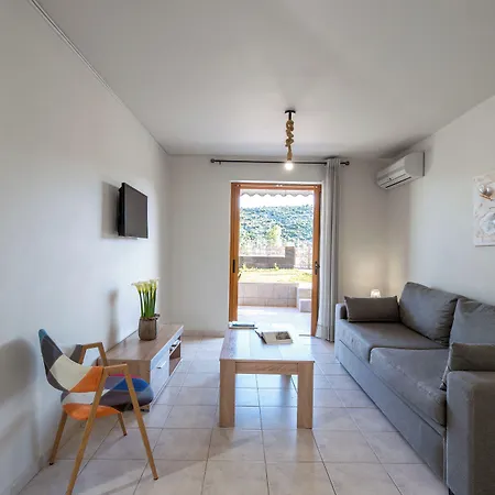 Stork - Garden & Sea View * Βιβάρι