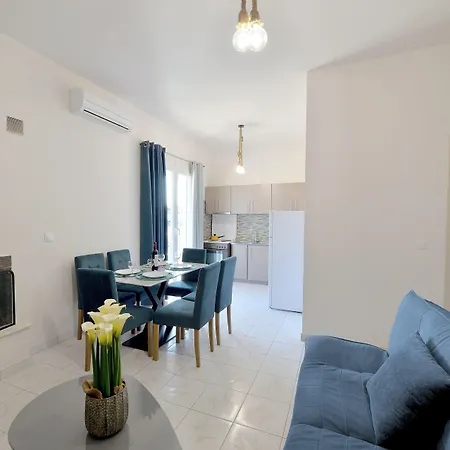 Apartment Stork - Garden & Sea View