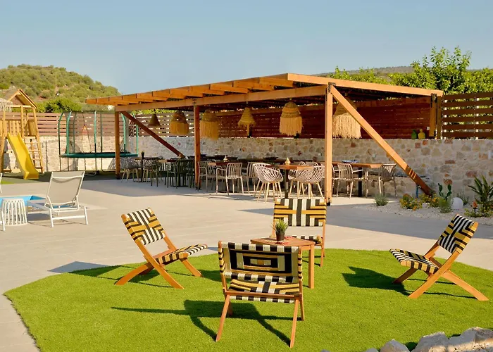 アパート Id Holiday Living *